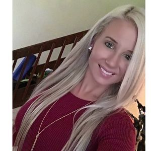 Meet your Posher, Georgia